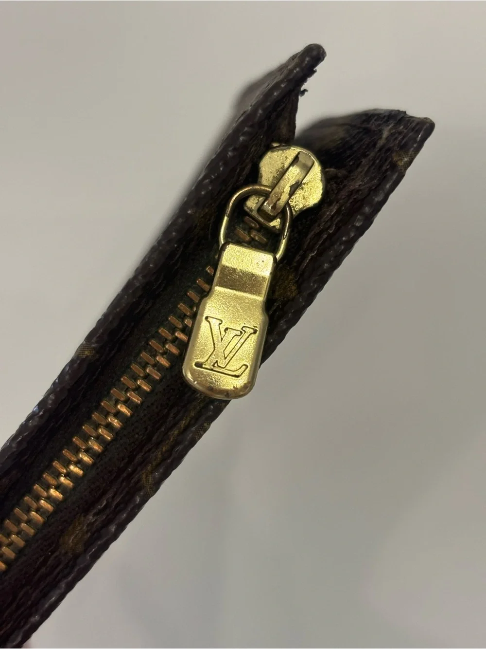 Louis Vuitton Monogram Bucket PM Pouch - VI0968